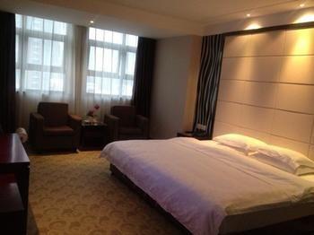 Provence Garden Hotel Ухань Экстерьер фото